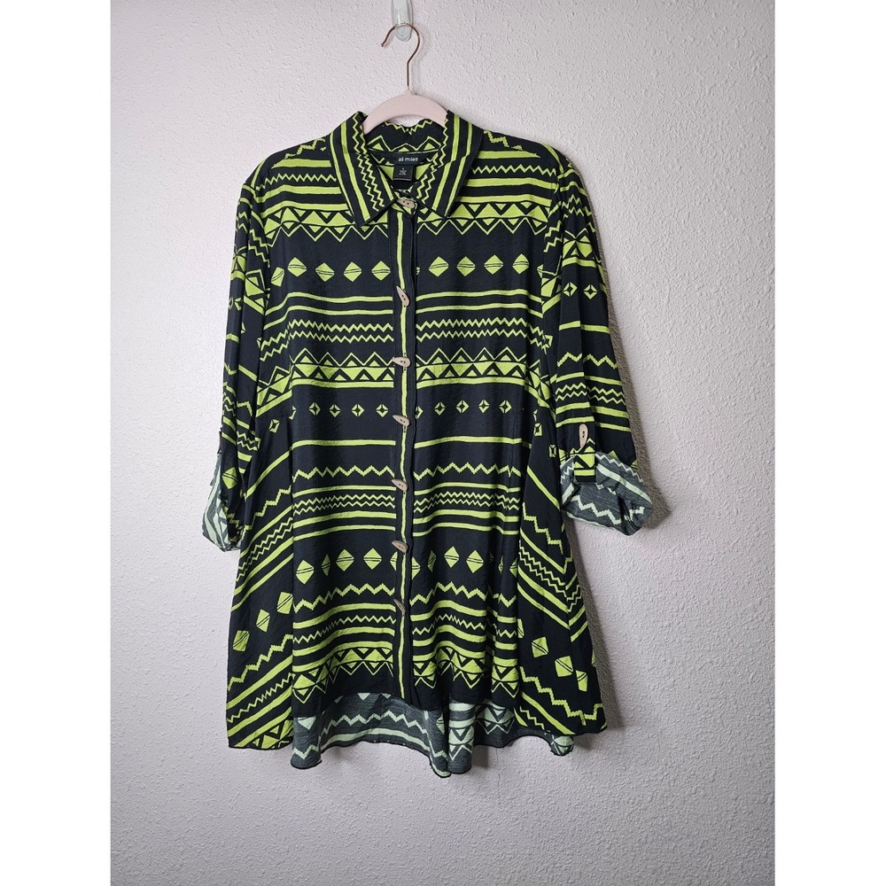 Ali Miles Womens Large Lime Green Black Geometric Tribal Button Down Tunic Top